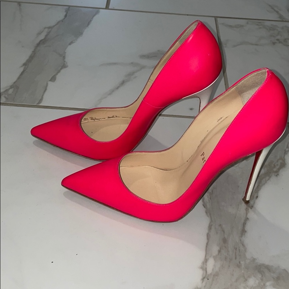 Christian Louboutin So Kate Heels great condition